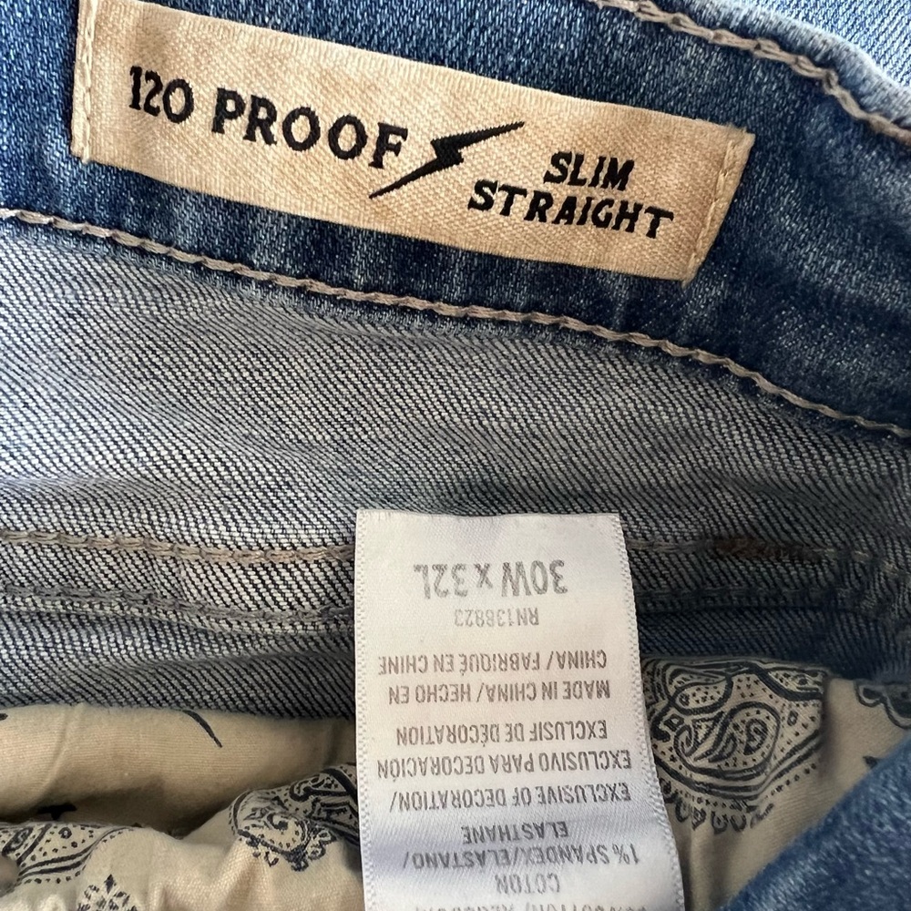 Moonshine Spirit by Brad Paisley Light Wash Slim Straight Stretch Denim 30x31 - Picture 7 of 16
